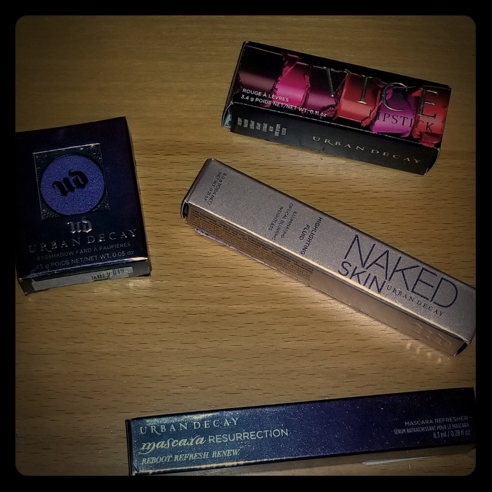 Urban Decay makeup bundle